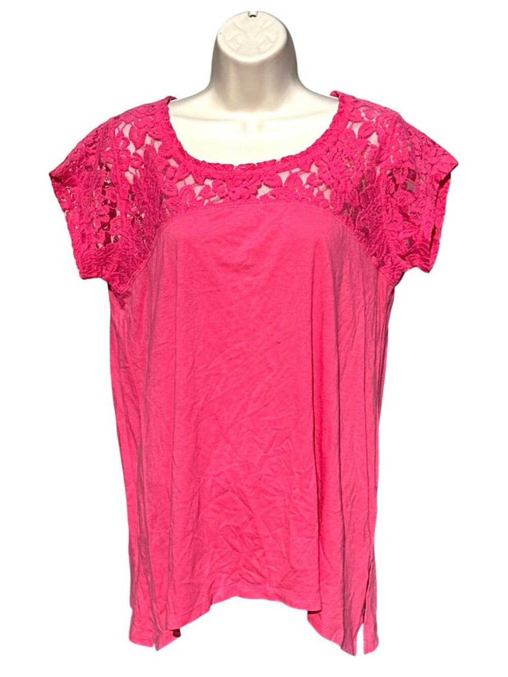 DKNY Jeans Pink Lace Yoke Short Sleeve Top Scoop Neck Romantic Casual Boho Style